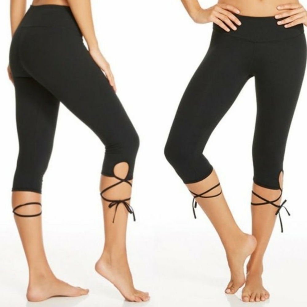 Fabletics Crop Leggings